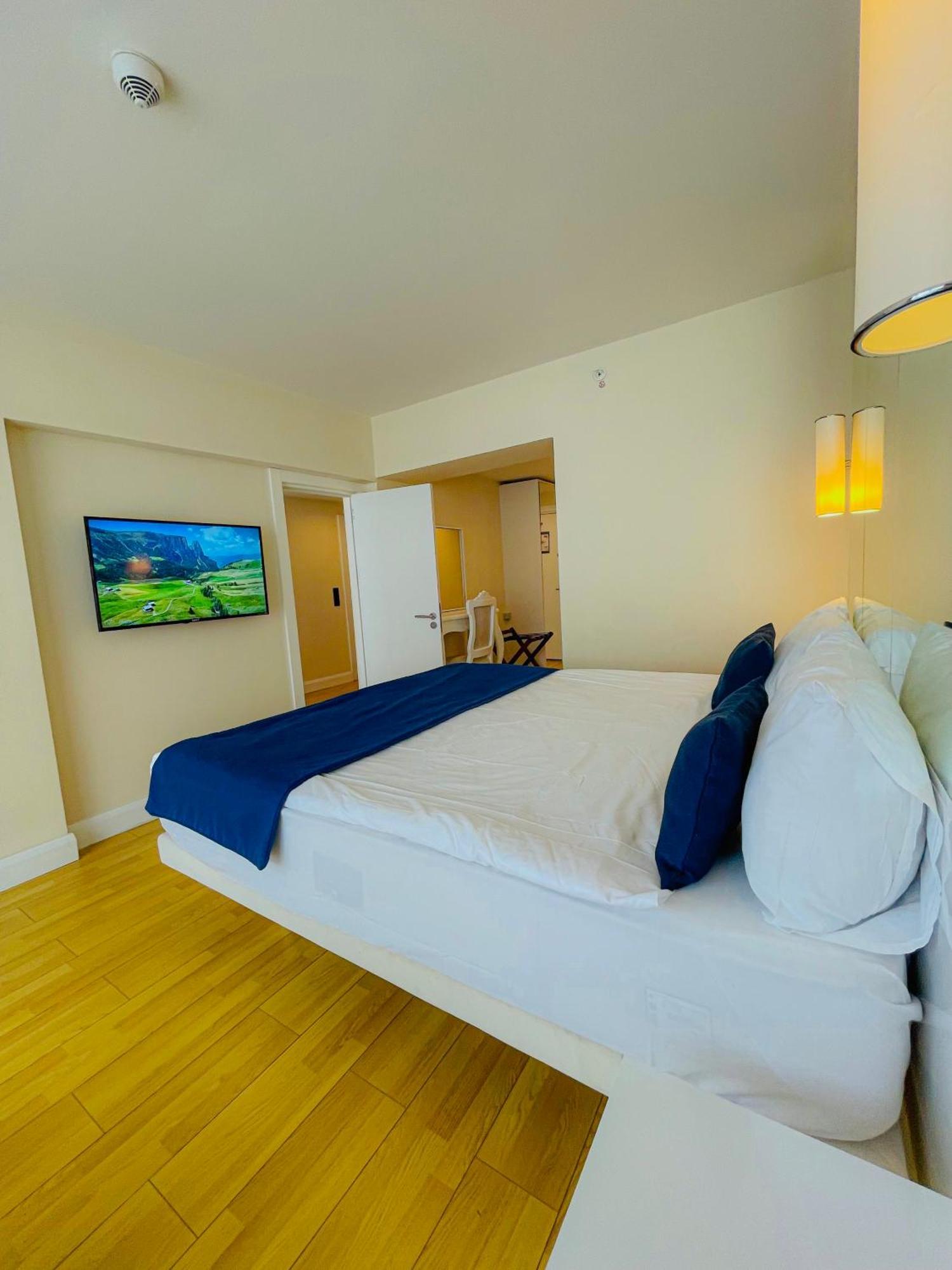 Hotel Batumi High View Extérieur photo